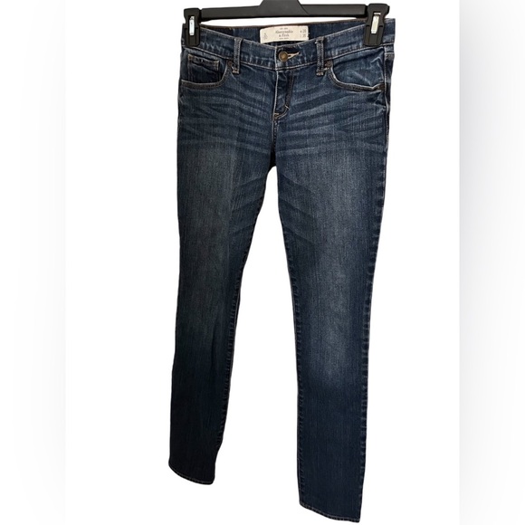 Abercrombie & Fitch Medium Wash Perfect Stretch Skinny Jeans Size 26 - Picture 1 of 8